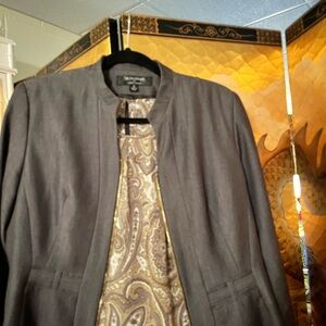 Larry Levine Charcoal 3 pc suit professional dry cleaned very good condition